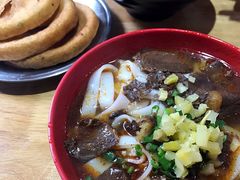 -魏旺湖北正宗牛肉面(硚口公园店)