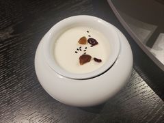 自制酸奶-沪昕金让六尺饭店·粤菜·海鲜·融合菜(四季青店)