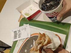 -麦当劳(保利若比邻店)