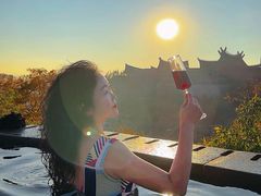 -七彩云南古滇温泉山庄