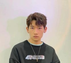 -丝语萱形象