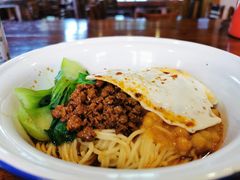 招牌豌杂面-东三里屯豌杂面