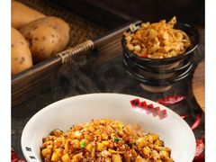 -味上湘菜馆(岳麓山店)