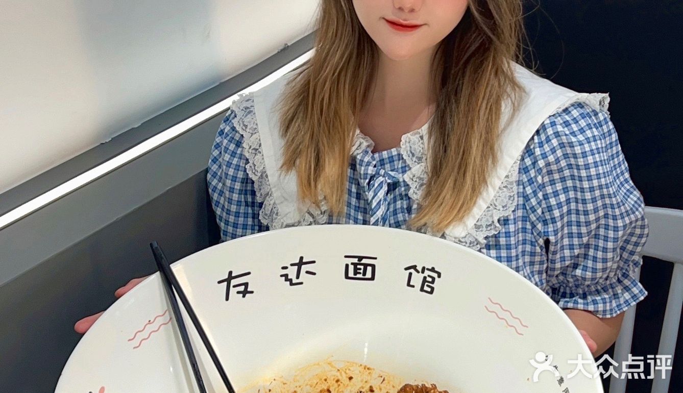东莞｜巨大碗面馆小龙虾尾拌面🦞好吃到舔盘