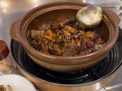 -胡须佬鸡煲四季火锅店(石厦西村直营店)