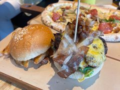 经典大汉堡-The Diner X餐厅(青岛万象城店)
