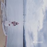穿过融创海湾半岛海景，就到了海边沙滩