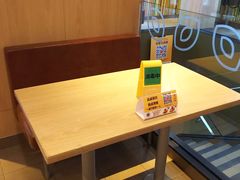 用餐区-麦当劳(总统大酒店店)