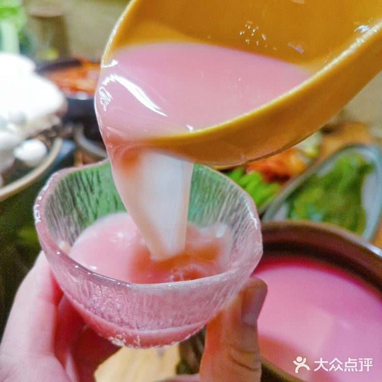 深夜食堂必来椿社烤肉!冰面配烤肉巨爽