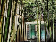 -穹六人间 people 6(岳阳路店)