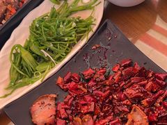 -隔壁老王·家常云南菜(花巷店)