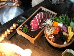 -湊湊火锅·茶憩(新中关购物中心店)