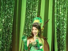 -金东尼人妖秀