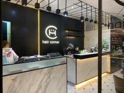-HAIR CORNER