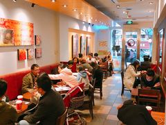 大堂-星巴克(广州淘金路店)