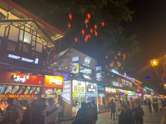 -八一路好吃街(雨田商务大厦店)