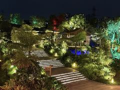 -茅草房·河畔园林火锅