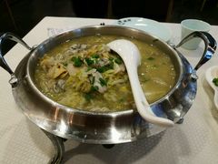 酸菜一锅鲜-渔娘渔家丹东海鲜(东直门店)