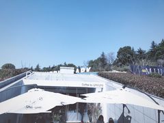 -UNI UNI(环亚凯瑟琳店)