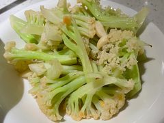 豆酱有机花菜-江渔儿酸菜鱼(奥园广场金发购物中心店)
