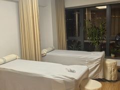 -佰推·肩颈腰·推拿理疗(湾悦城店)