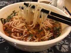 小锅饵丝-蝴蝶泉宾馆-中餐厅