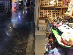 -第5大道精品休闲购物广场