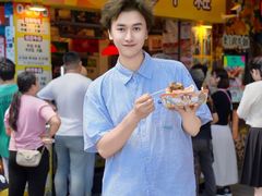 -老day牛杂(官也街总店)