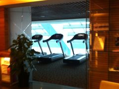 器械区-龙之梦大酒店-健身中心