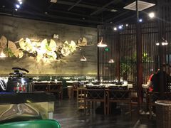 大堂-围炉·川味鲜货火锅(万达珍珠坊店)