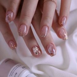 -斯馨·健康美甲美睫