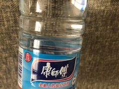 矿泉水-老季市(康宁路店)
