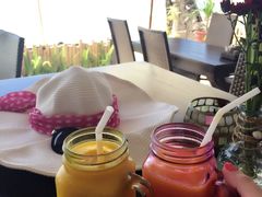 -Jonah's Fruit Shake & Snack Bar