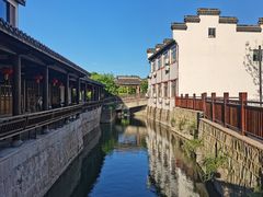 -丝绸小镇荻港古村