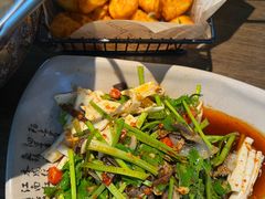 -肖四女乐山跷脚牛肉(南汇大学城生活广场店)