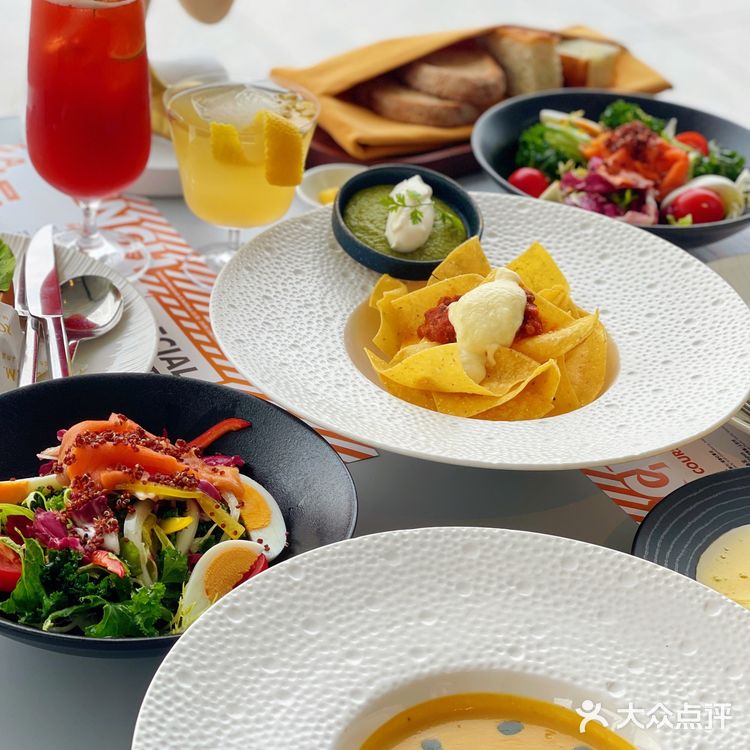 外滩探店|江景餐厅天花板我找到了！ 