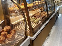 -Yearn Tours妍图(昆山万象汇店)
