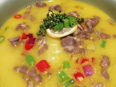 酸汤肥牛-北李妈妈菜·虾爬子大锅贴(贵和店)