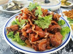 -八两八金·莱芜特色炒鸡(市南漳浦路店)