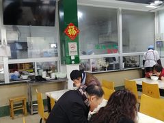 -绿杨馄饨临顿路店