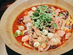 -毛肚向右·川渝毛肚王(经开永旺店)