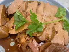 红酒法国鹅肝-四海酒家生态粤菜