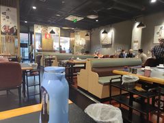 大堂-城南老友羊蝎子火锅(花乡奥莱店)