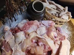 -洪氏嗨捞·广东猪肚鸡·椰子鸡火锅(西咸万象城店)