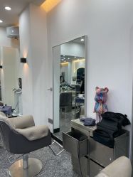 -CACA HAIR SALON