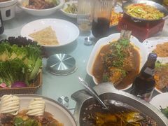 -鑫巴蜀小镇 · 水煮鱼专研店(玉桥店)