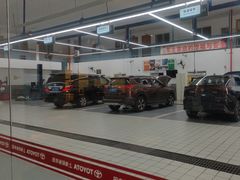 -上海和裕一汽丰田4S店(七宝店)