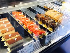 -Dough&Joe团憩(瑞虹天地月亮湾店)