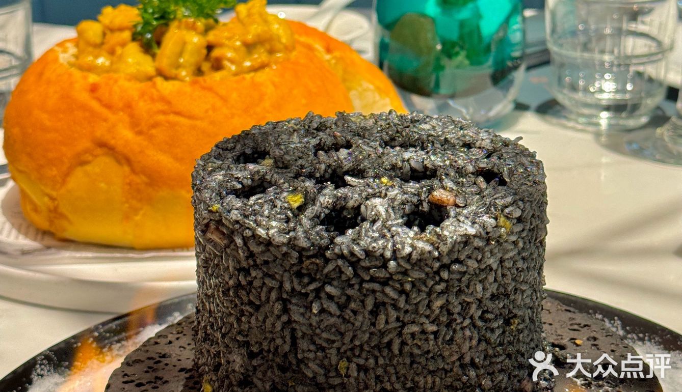 沈阳的物价？人均几十就可以在花园餐厅约会了？
