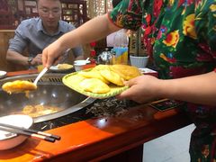 -袁小二大东北铁锅炖(吉祥村总部)